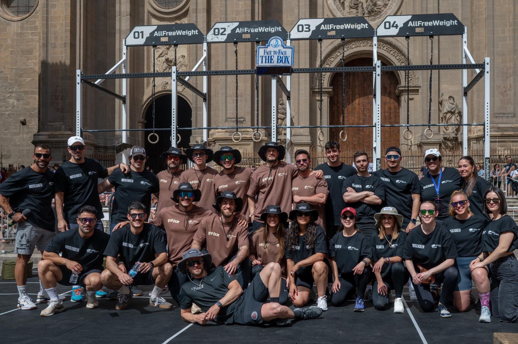 Grupo de participantes y equipo de Face to Face en Granada